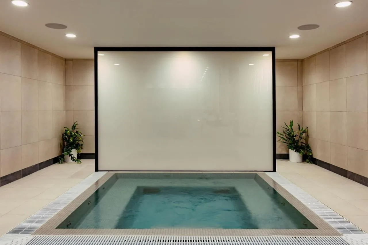 Coppermaker Square In Stratford Aparthotel London