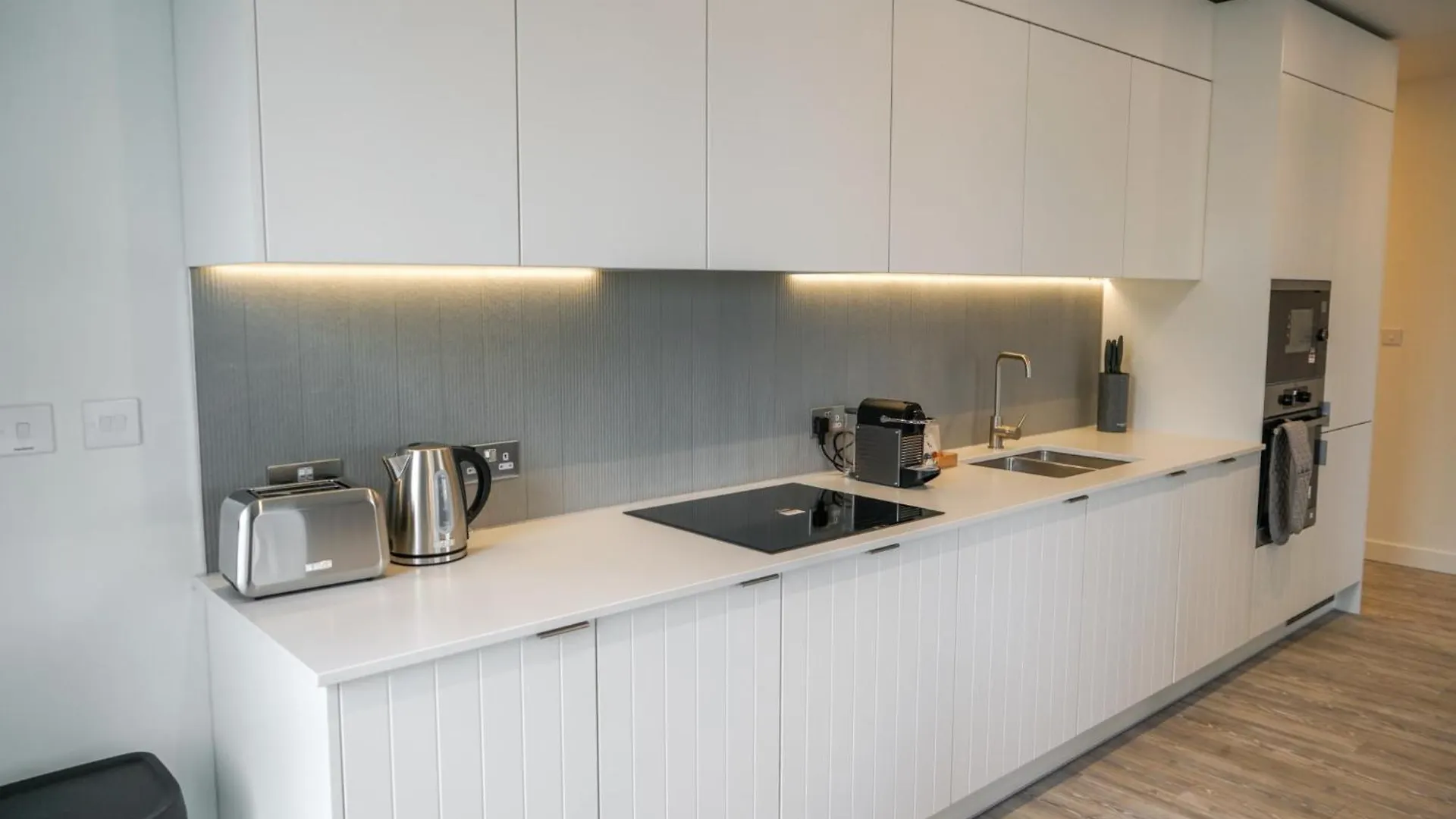 Coppermaker Square In Stratford Aparthotel London