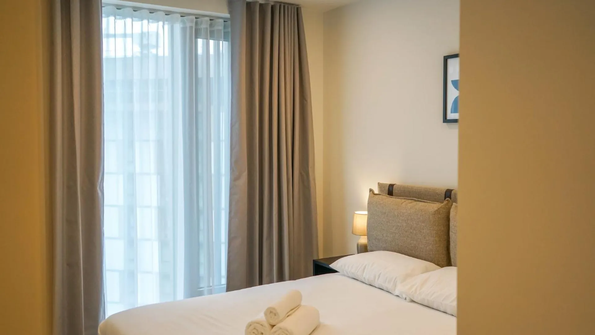 Coppermaker Square In Stratford Aparthotel London