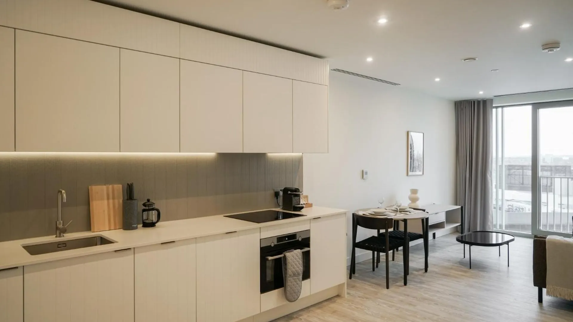 Coppermaker Square In Stratford Aparthotel London 0*,  United Kingdom