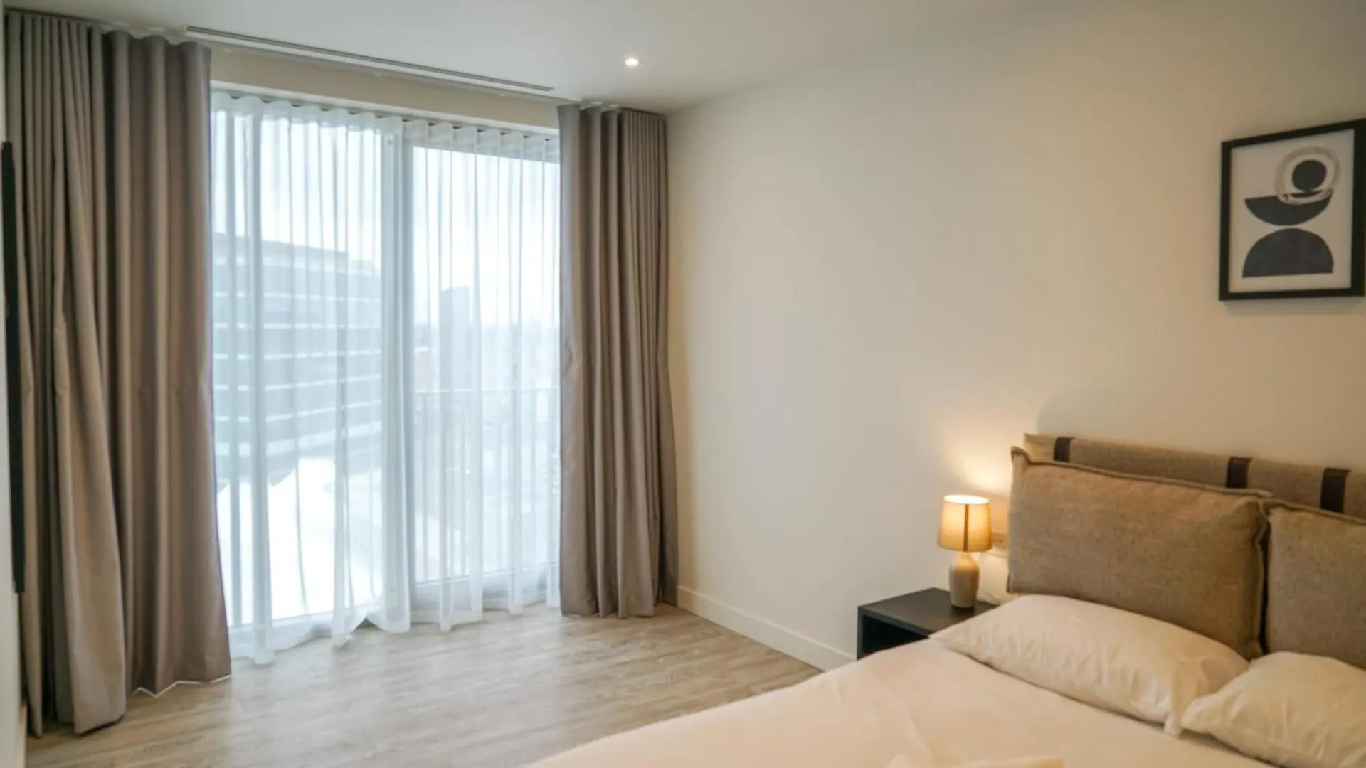 Coppermaker Square In Stratford Aparthotel London