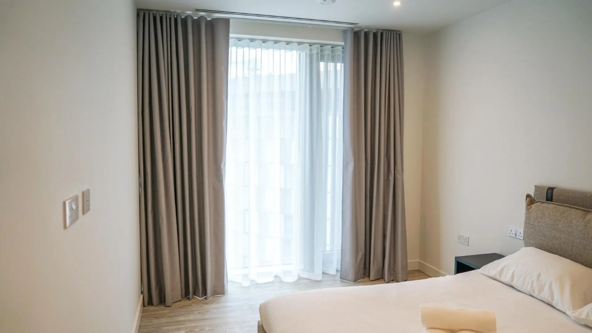 Coppermaker Square In Stratford Aparthotel London 0*,