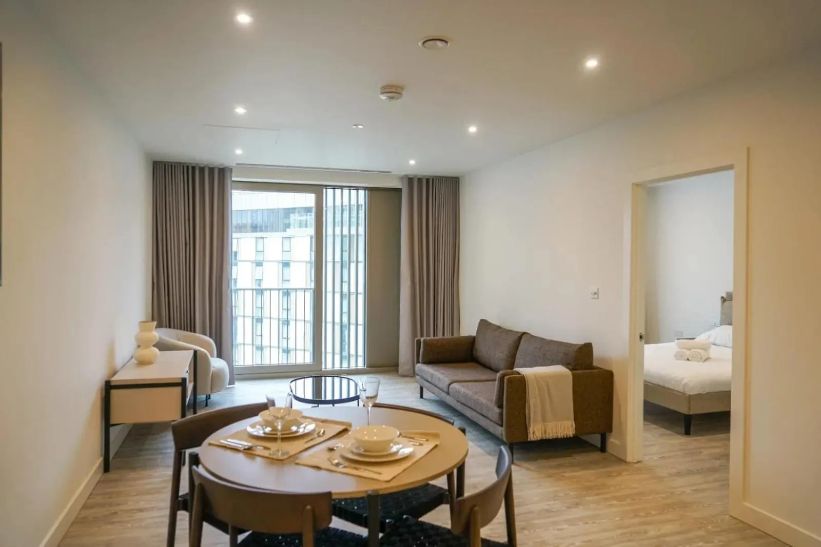 Coppermaker Square In Stratford Aparthotel London