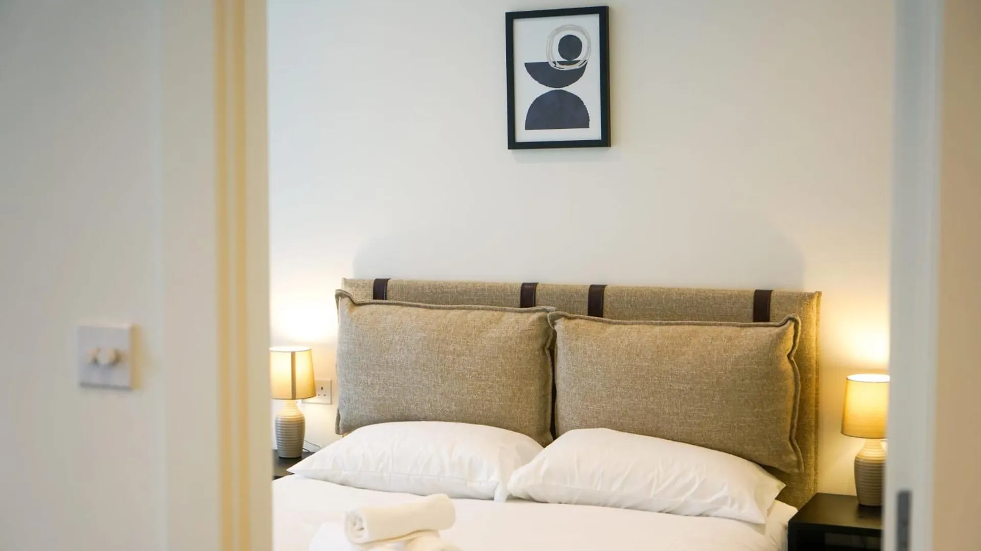 Coppermaker Square In Stratford Aparthotel London